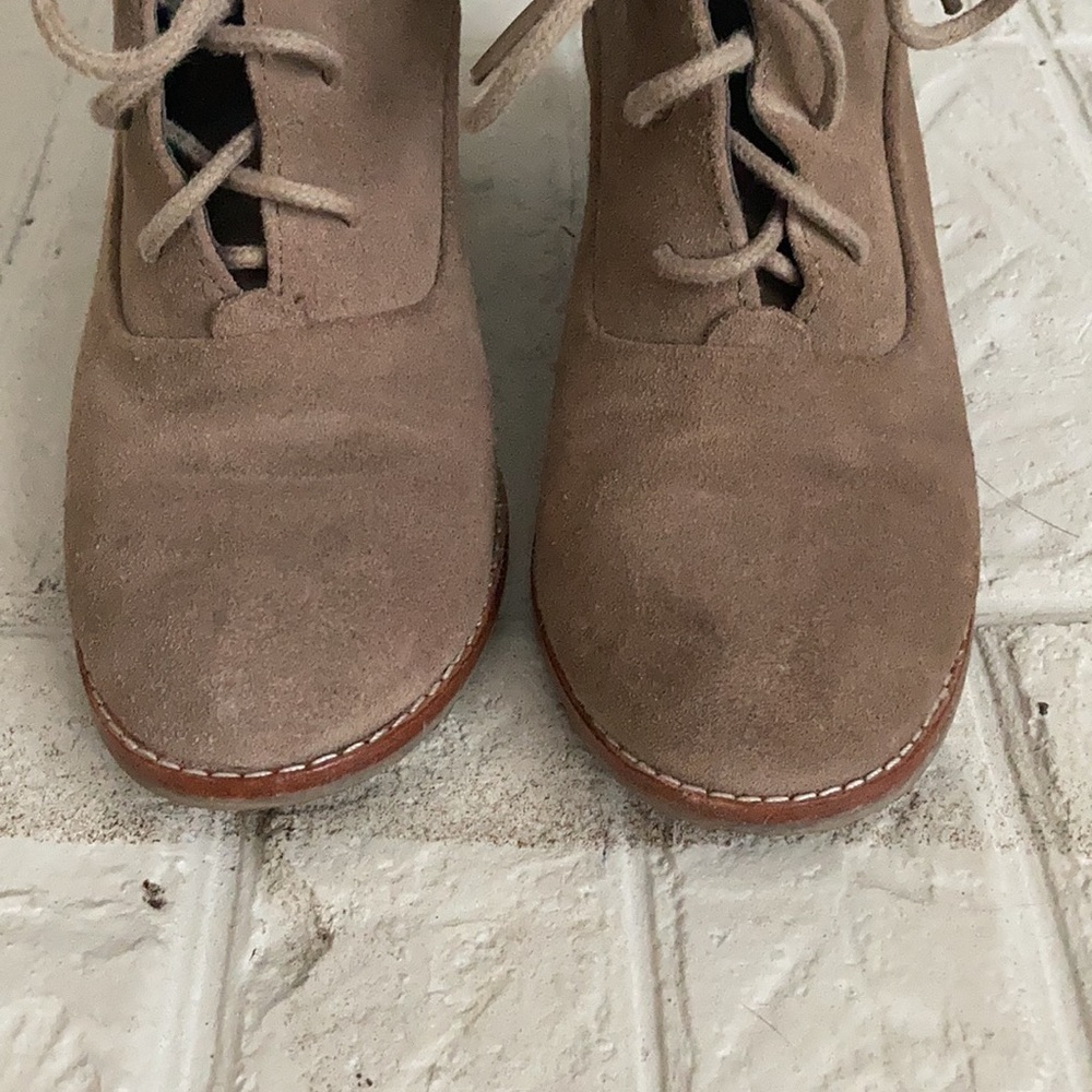 Dolce Vita Tan Heeled Boots - Picture 7 of 7